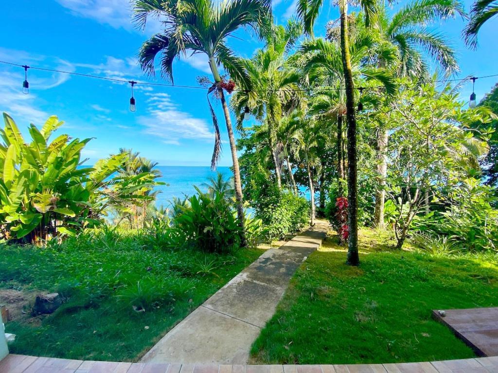 Bird Island Bungalows Bocas del Toro Exterior photo