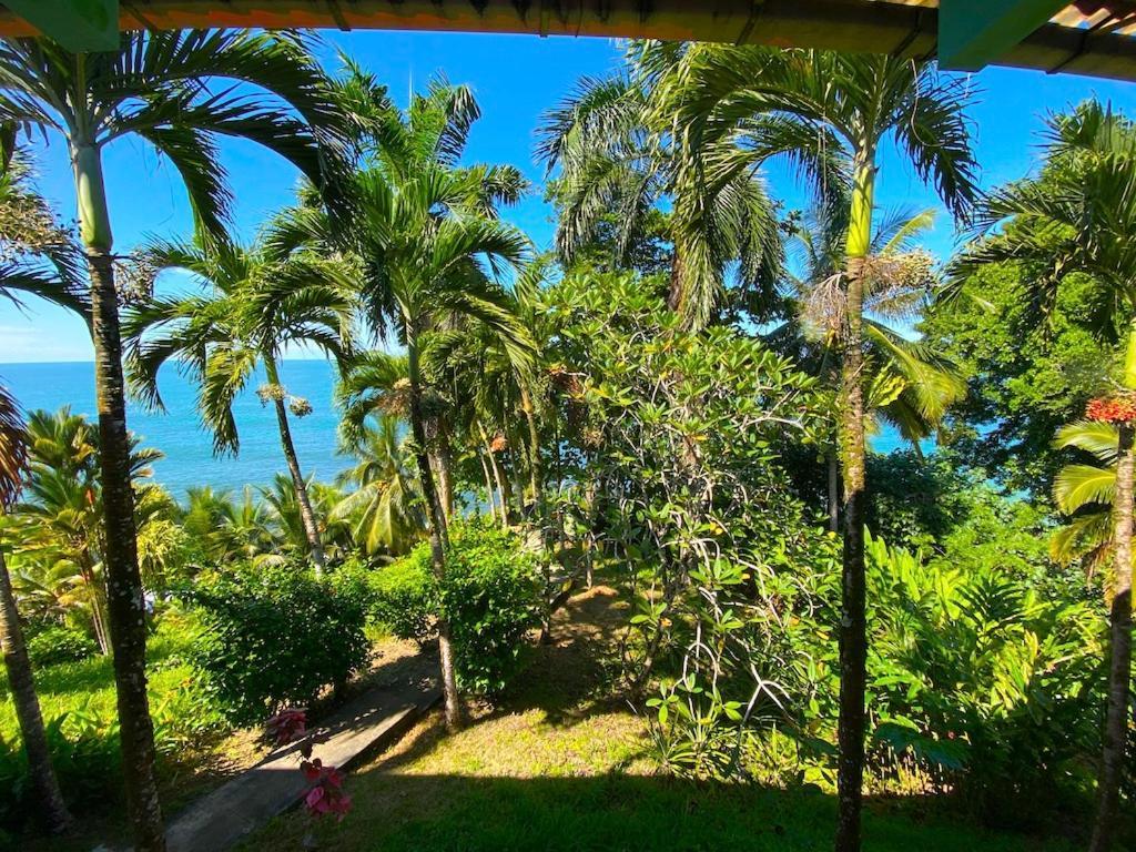 Bird Island Bungalows Bocas del Toro Exterior photo