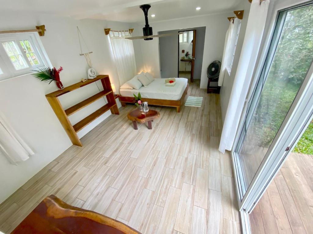 Bird Island Bungalows Bocas del Toro Exterior photo