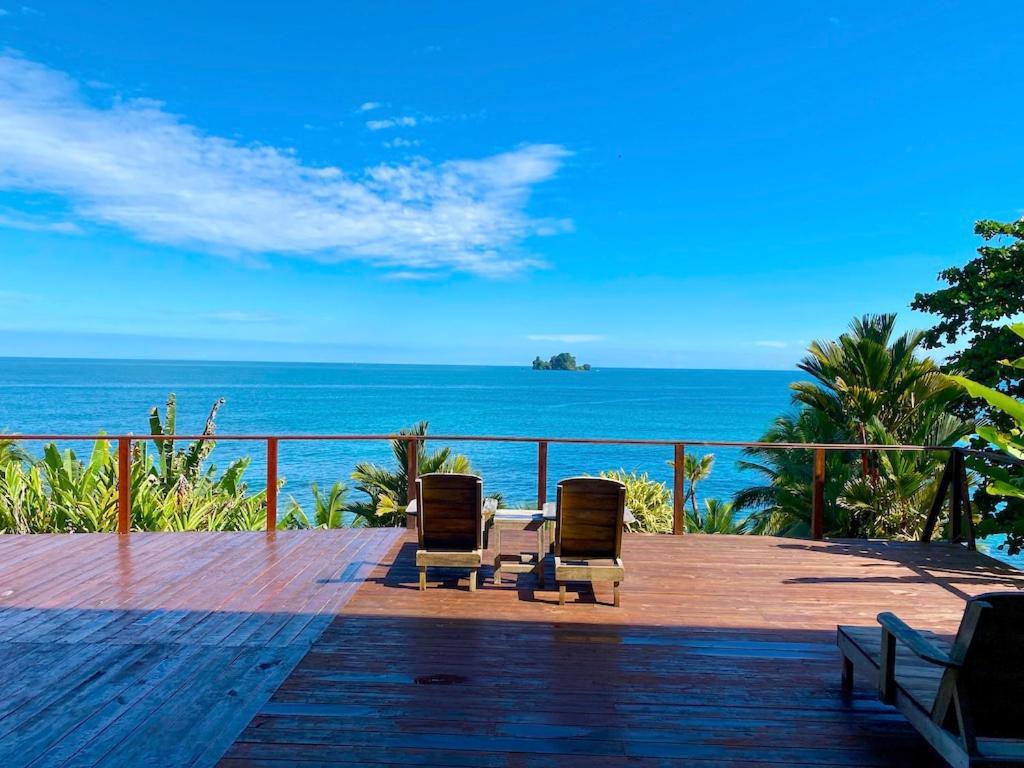Bird Island Bungalows Bocas del Toro Exterior photo