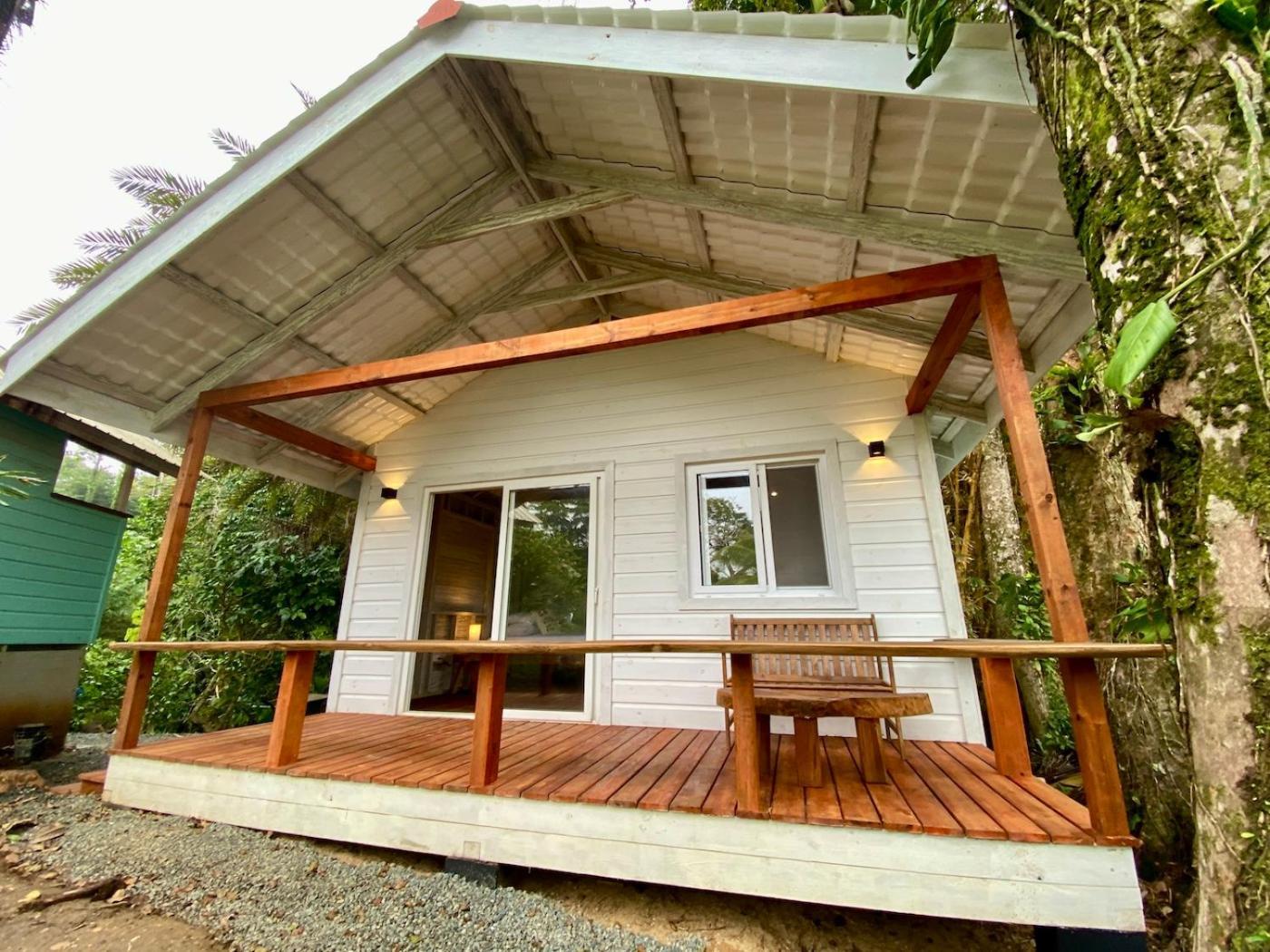 Bird Island Bungalows Bocas del Toro Exterior photo